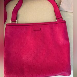 Gucci Fuchsia Embossed Shoulder Cross Body Leather Bag